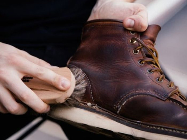 Cách bảo quản giày da sáp